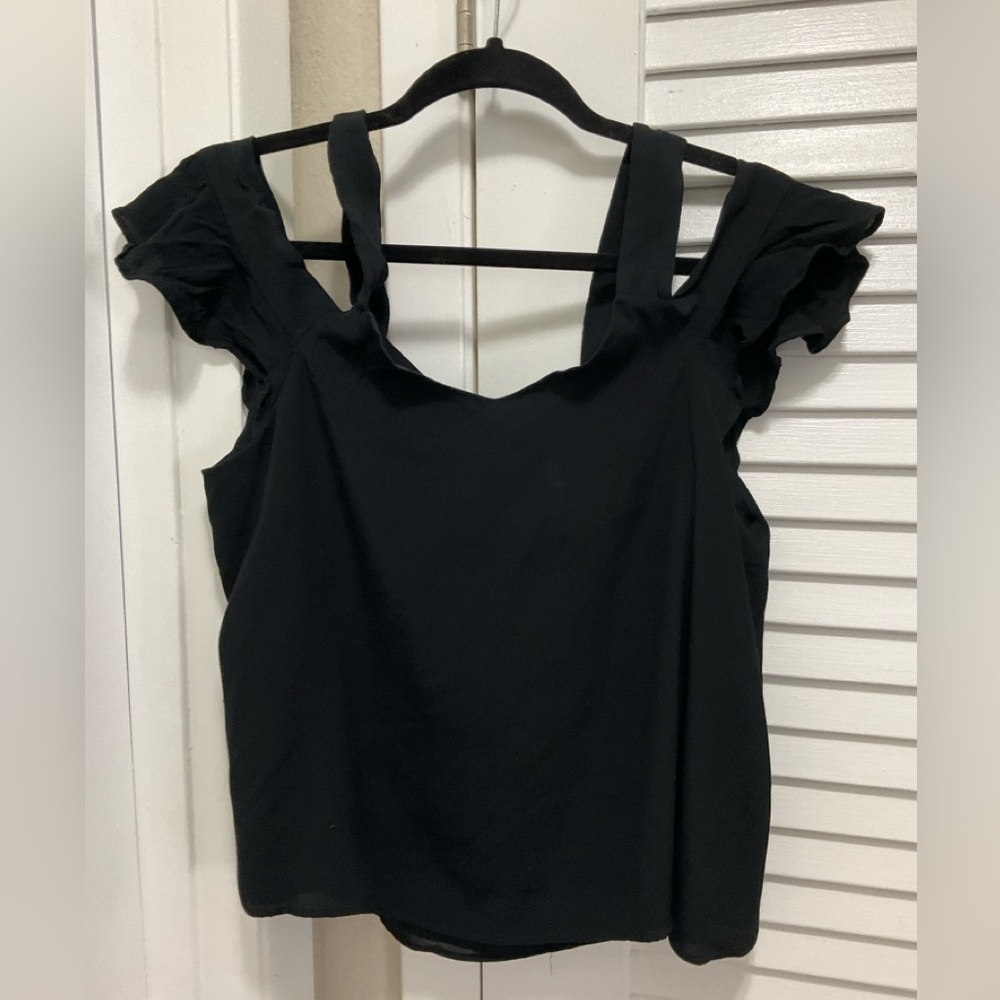 Sanctuary Black Cold Shoulder Top Tank Size Medium